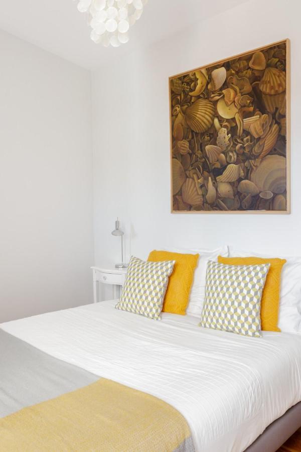 Amazing Rooftop Terrace With River And Historic City View 4 Bedrooms 4 Bathrooms Ac 19Th Century Building Chiado Lisboa Exteriér fotografie