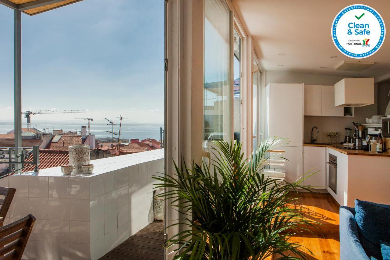 Amazing Rooftop Terrace With River And Historic City View 4 Bedrooms 4 Bathrooms Ac 19Th Century Building Chiado Lisboa Exteriér fotografie